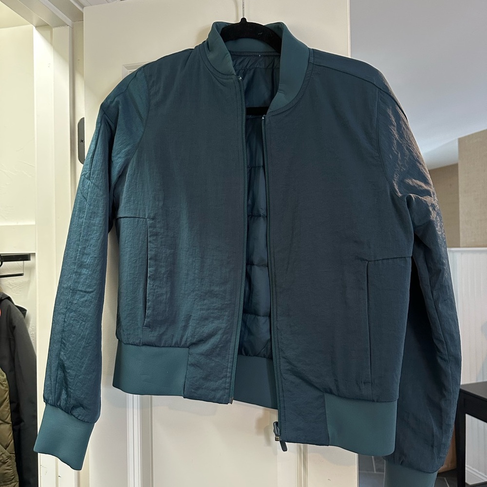 Lululemon reversible bomber jacket